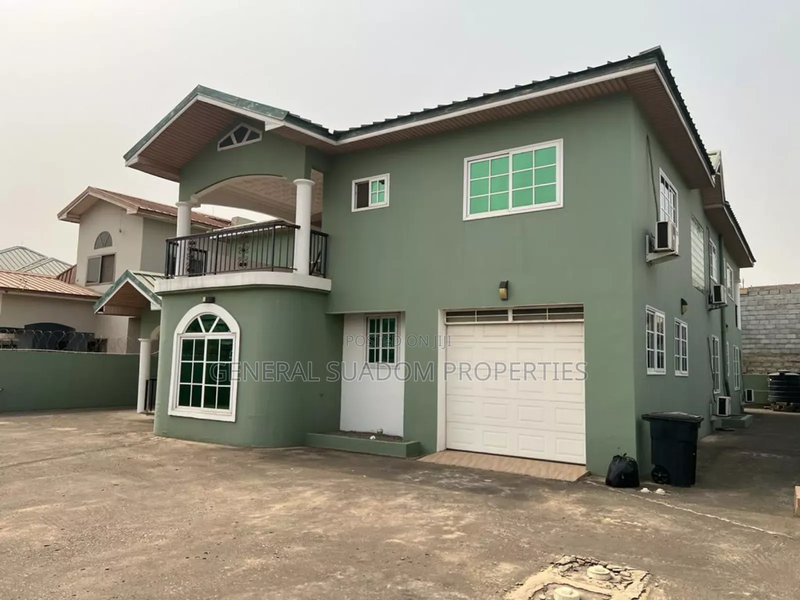 4bdrm Duplex in Suadom Properties, American House for rent