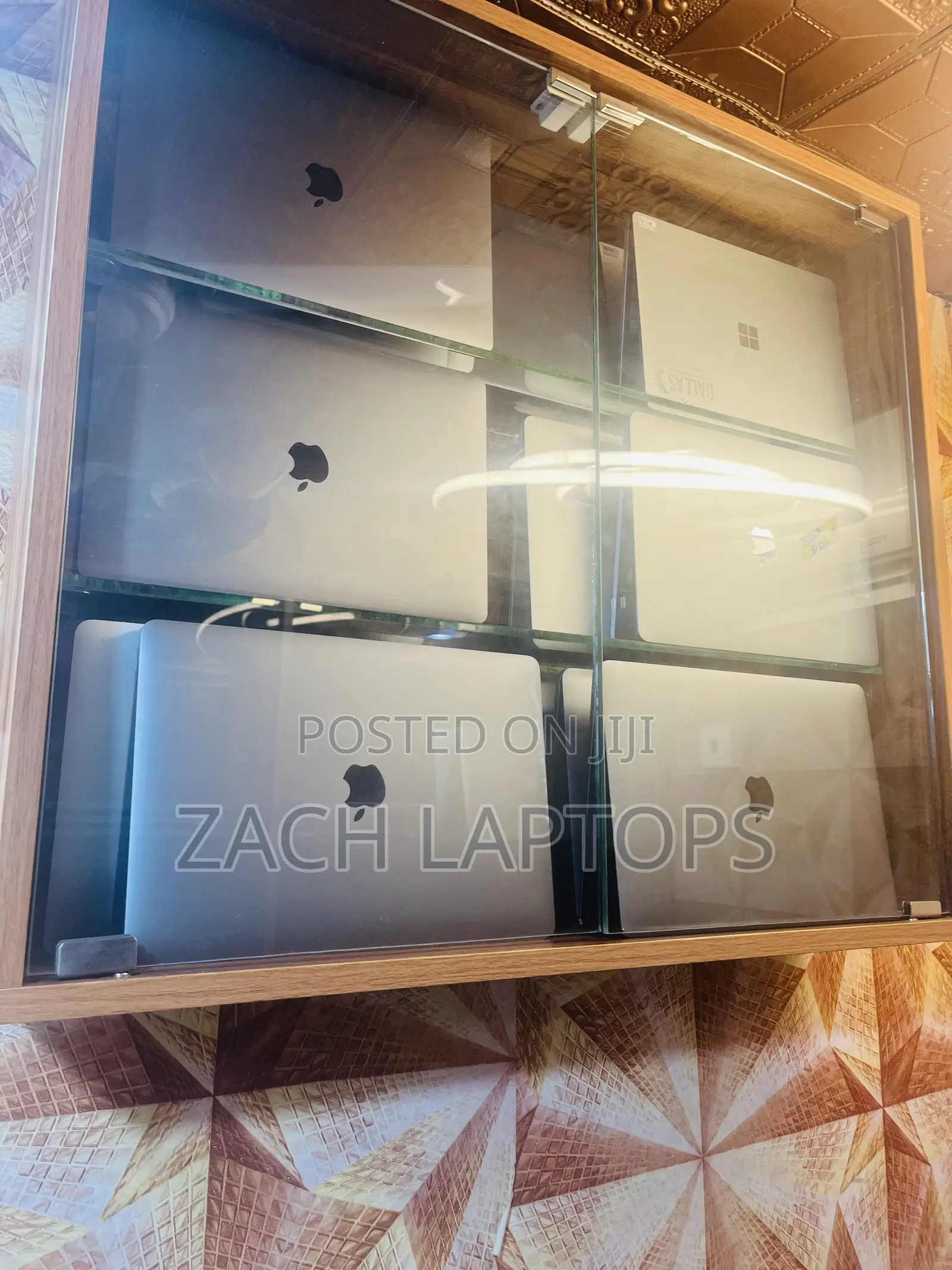 Laptop Apple MacBook Air 2019 8GB Intel Core i5 SSD 128GB