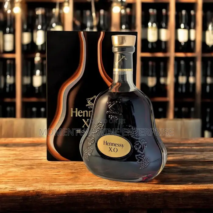 Hennessy X.O Cognac (70cl)