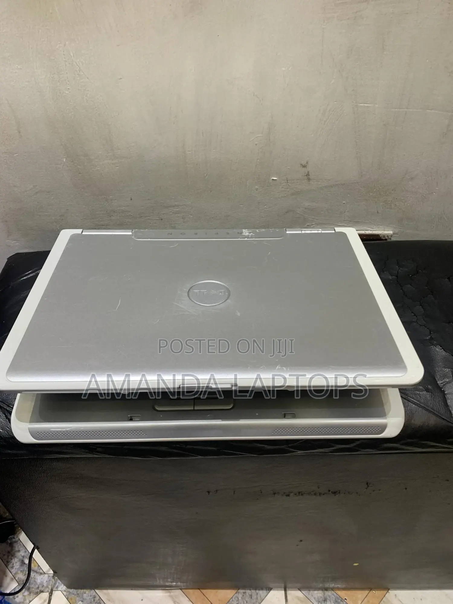 New Laptop Dell 3GB Intel HDD 160GB
