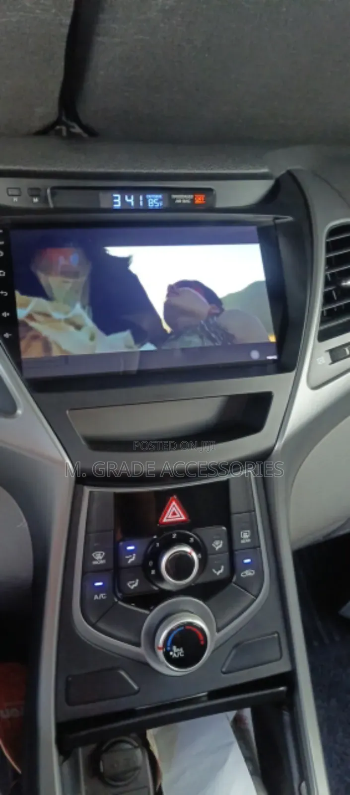 Elantra / Avante Android Radio Apple Carplay Reverse Camera