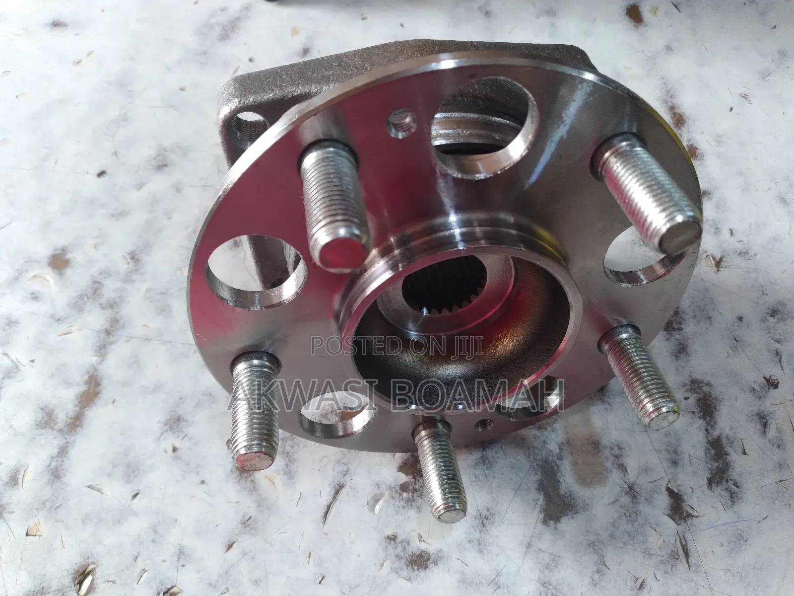 Honda Hr-v 4x4 2015-2020 Back Hub 1 Pc