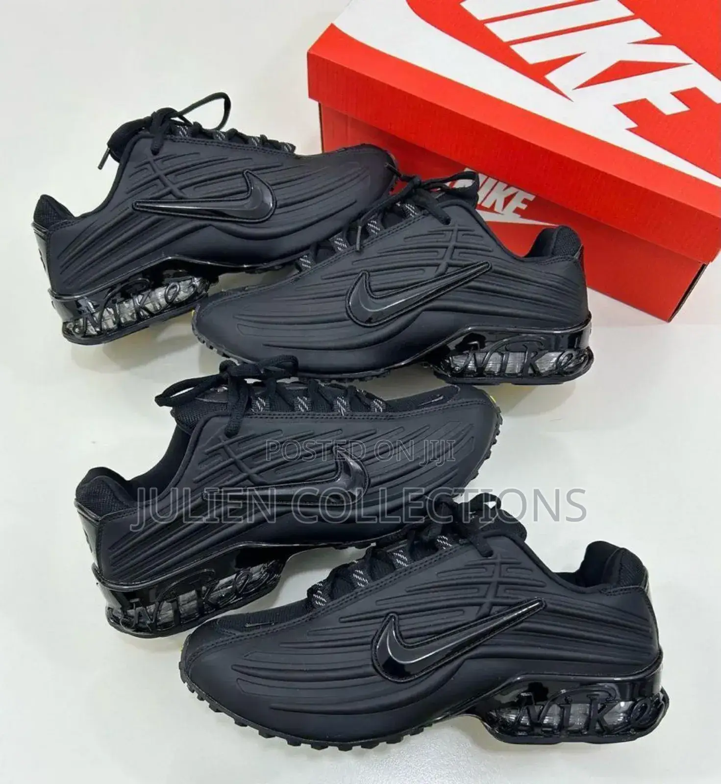 Nike Air Trainers Black and White