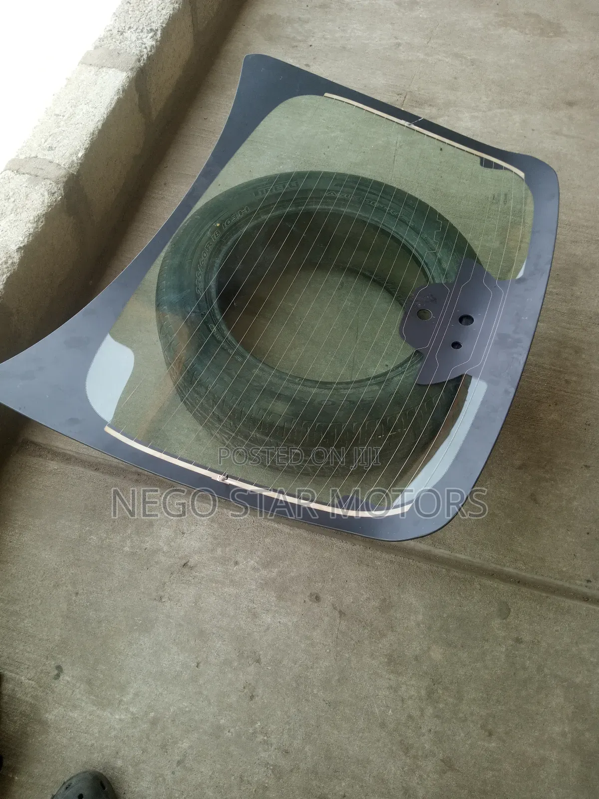 Honda Civic 2017 Hatchback Back Glass