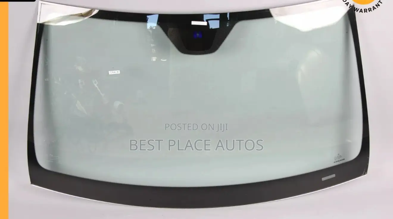 2012-14 W204 C230–C300 Front Windshield