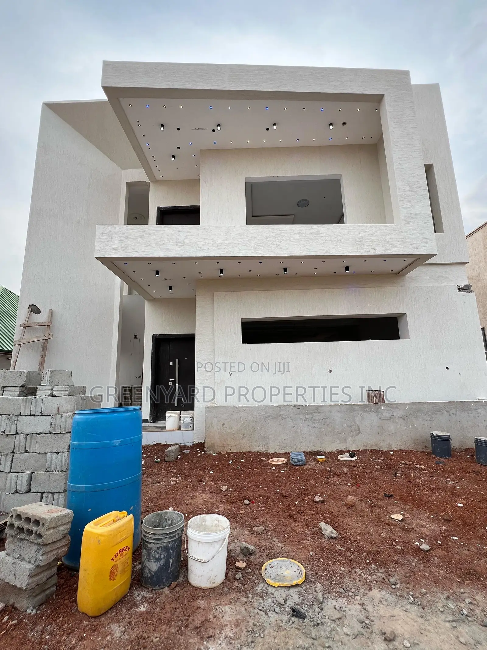 4bdrm House in Frafraha, Adenta for sale