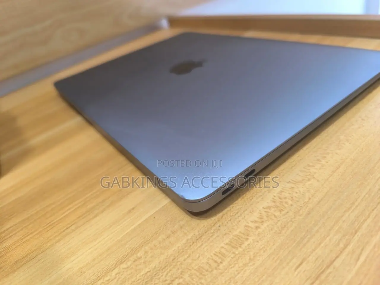 Laptop Apple MacBook Air 2020 M1 8GB Intel Core I5 HDD+SSD 256GB