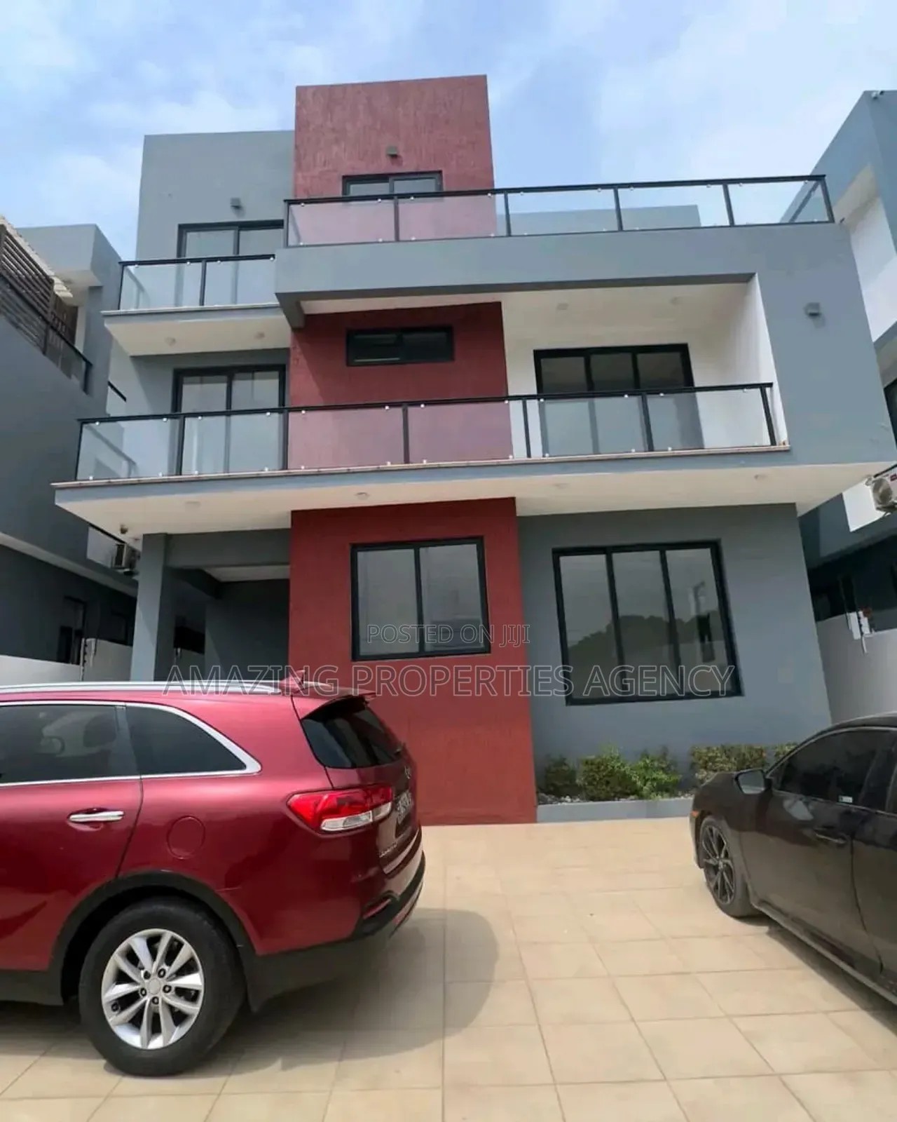 5bdrm House in Airport Residential Area for rent