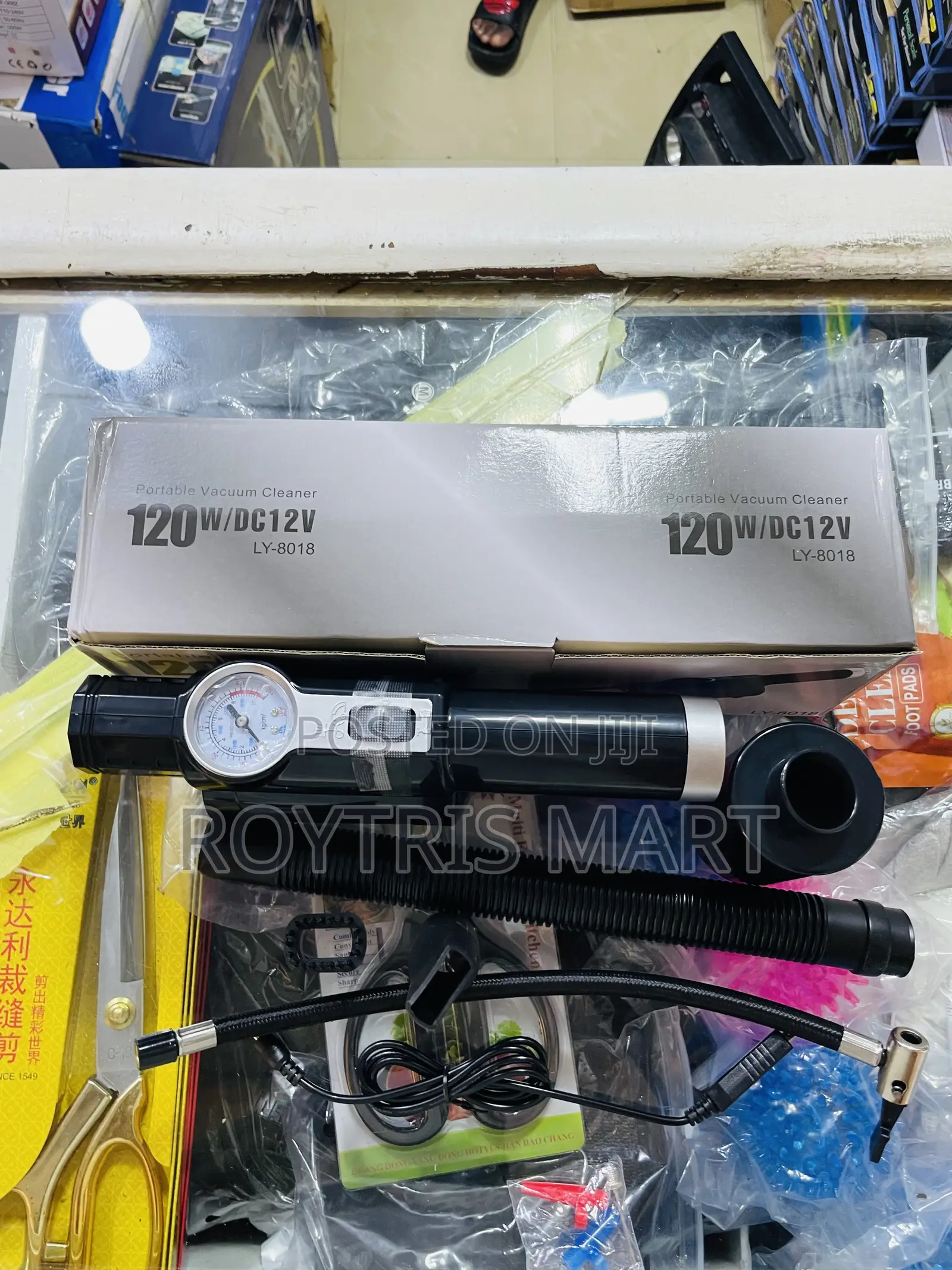Lighter Air Pump and Car Vacuum Cleaner