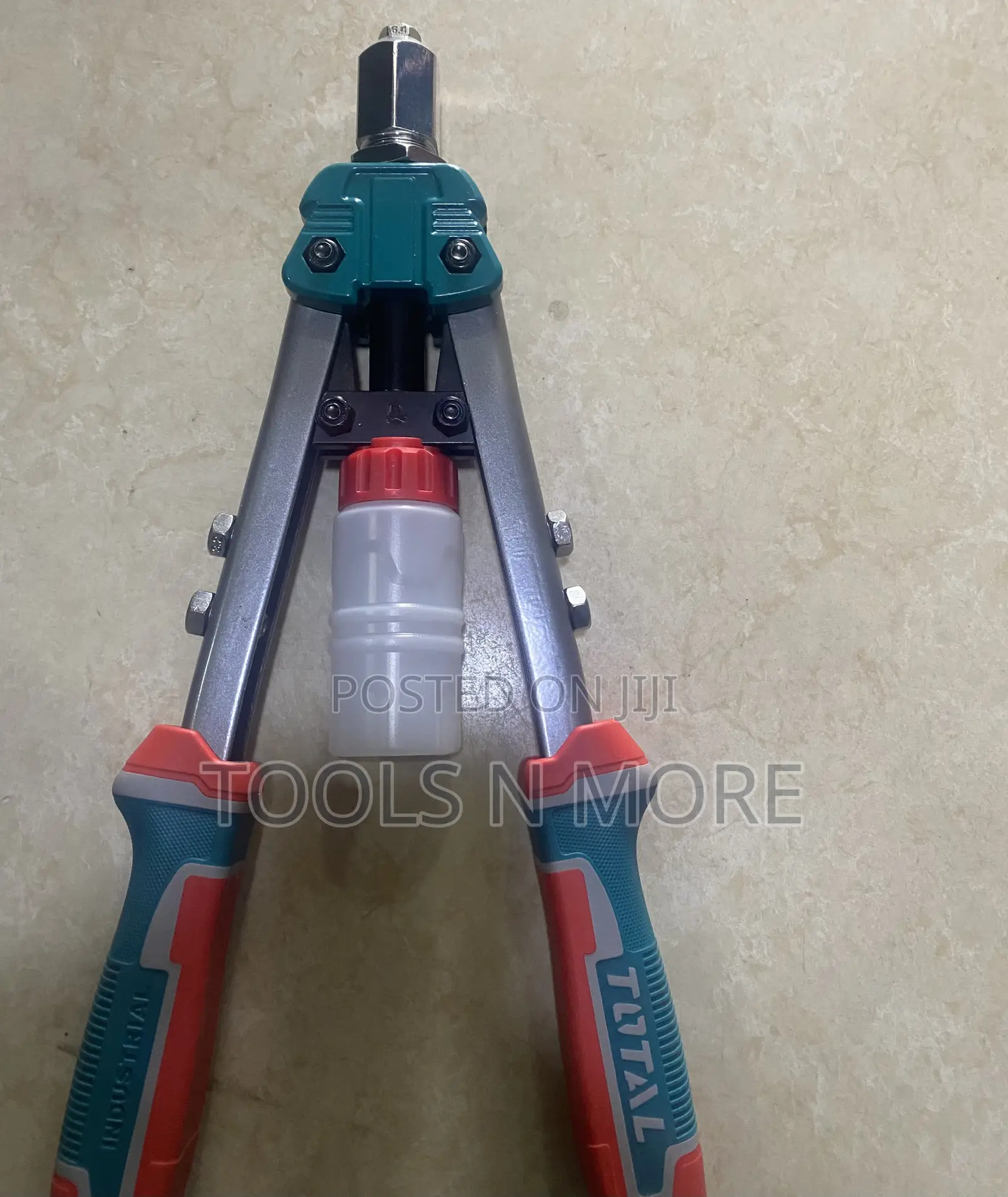 Total Hand Rivet Gun
