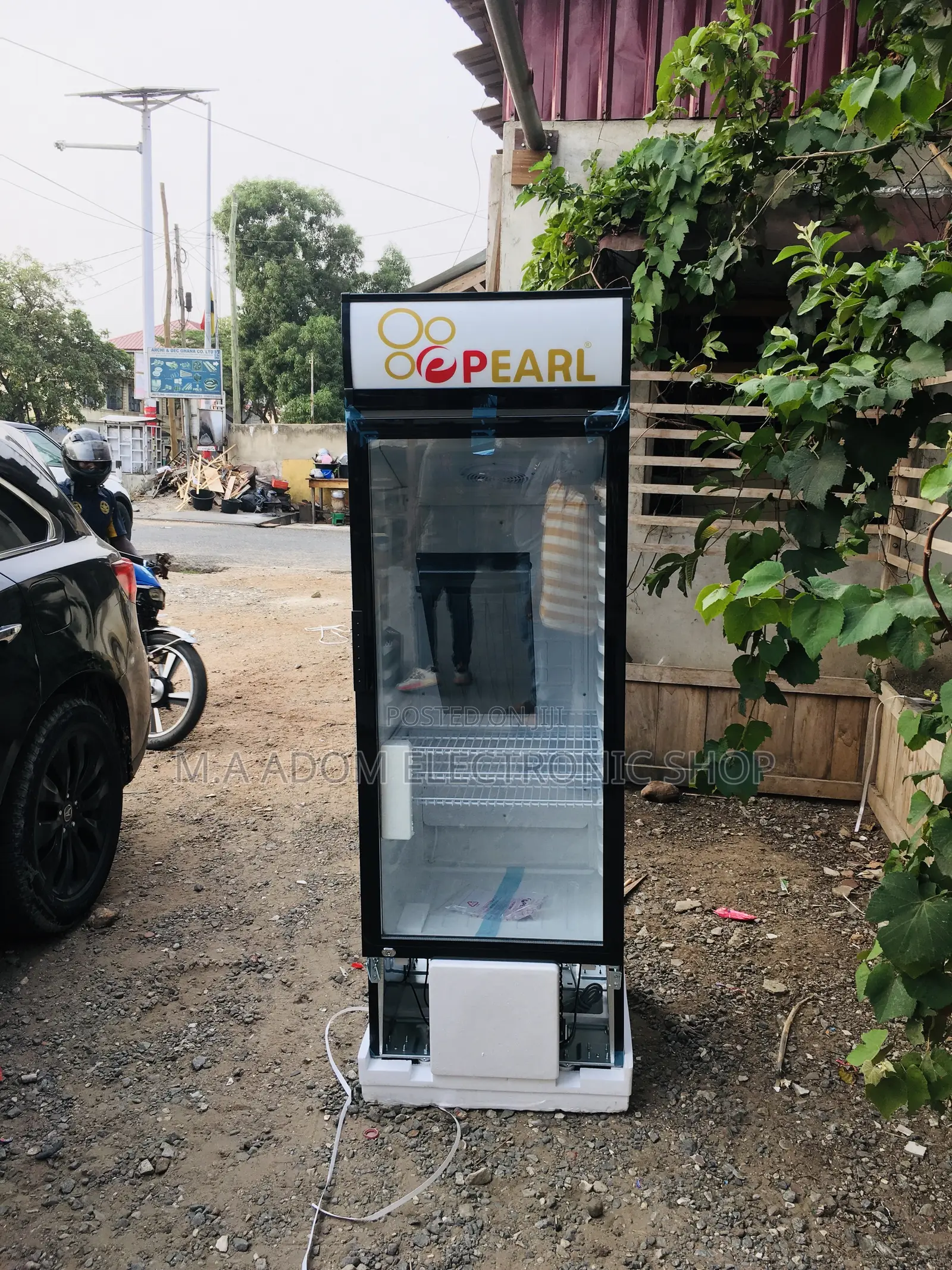 Pearl 250 Litres Showcase Fridge