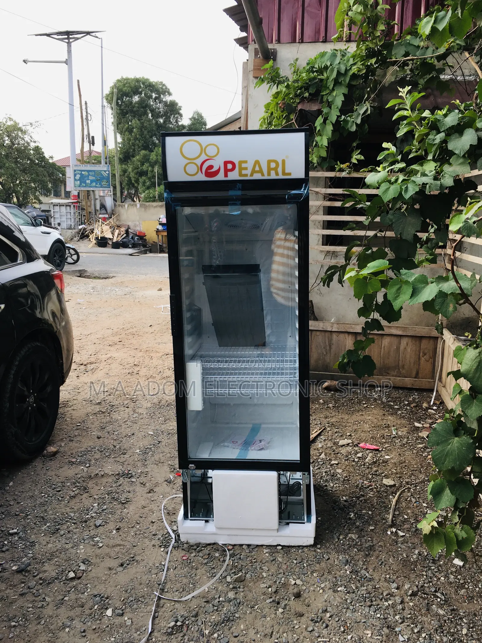 Pearl 250 Free Standing Fridge With Glass Finishing