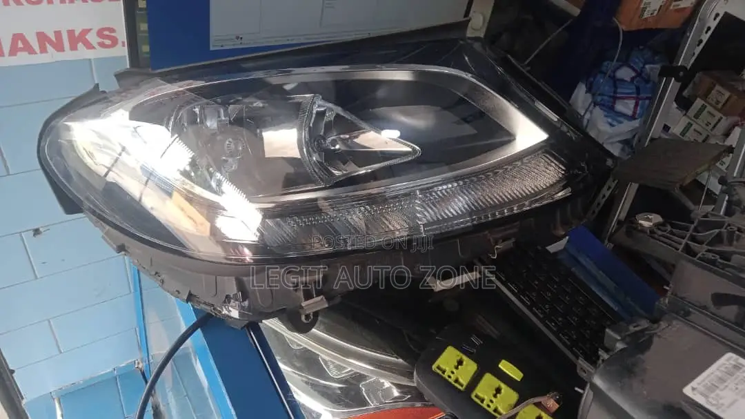 Mercedes Benz C300 2014,2015,2017,2016 Normal Headlight