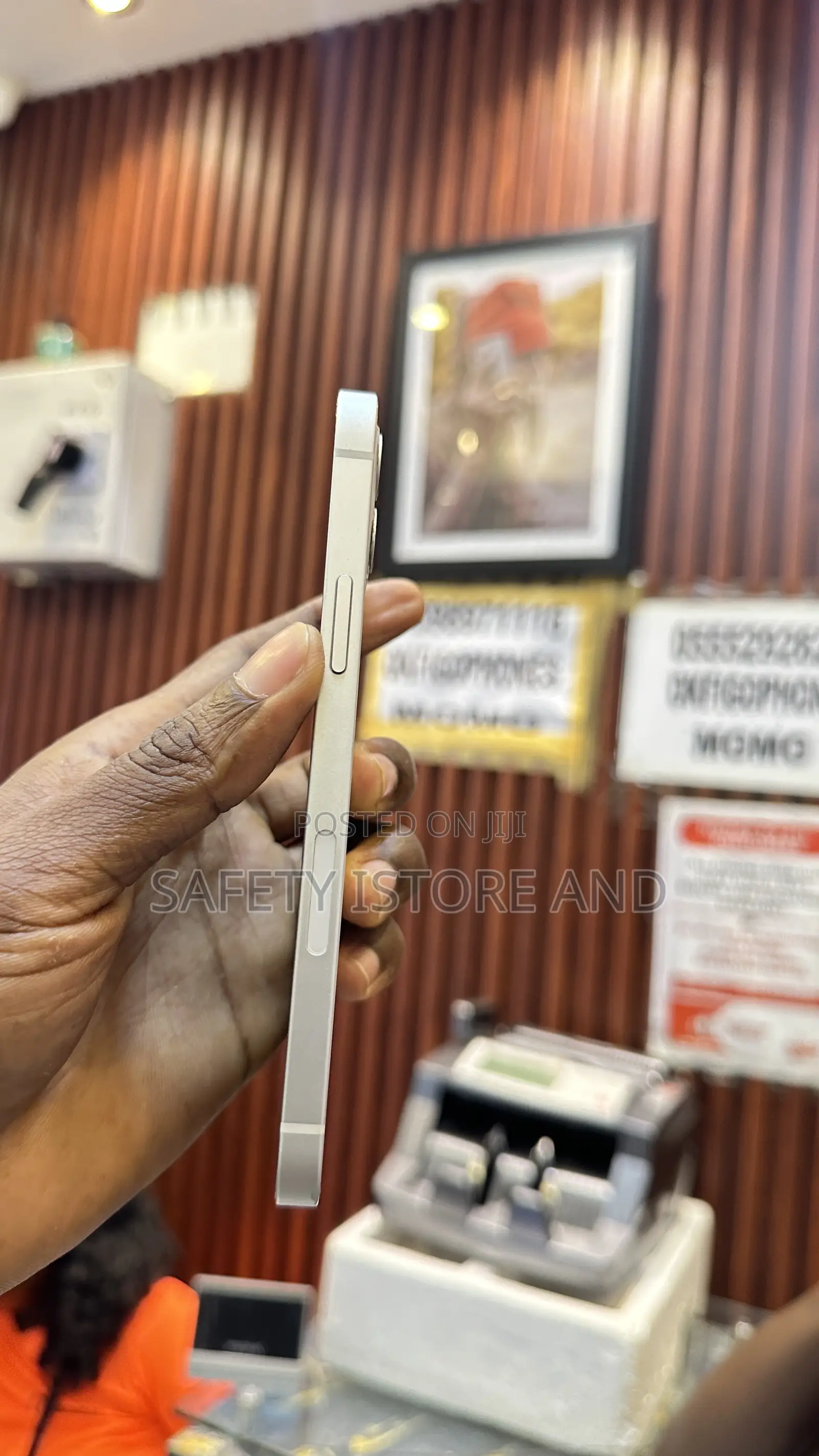 New Apple iPhone 12 128 GB White