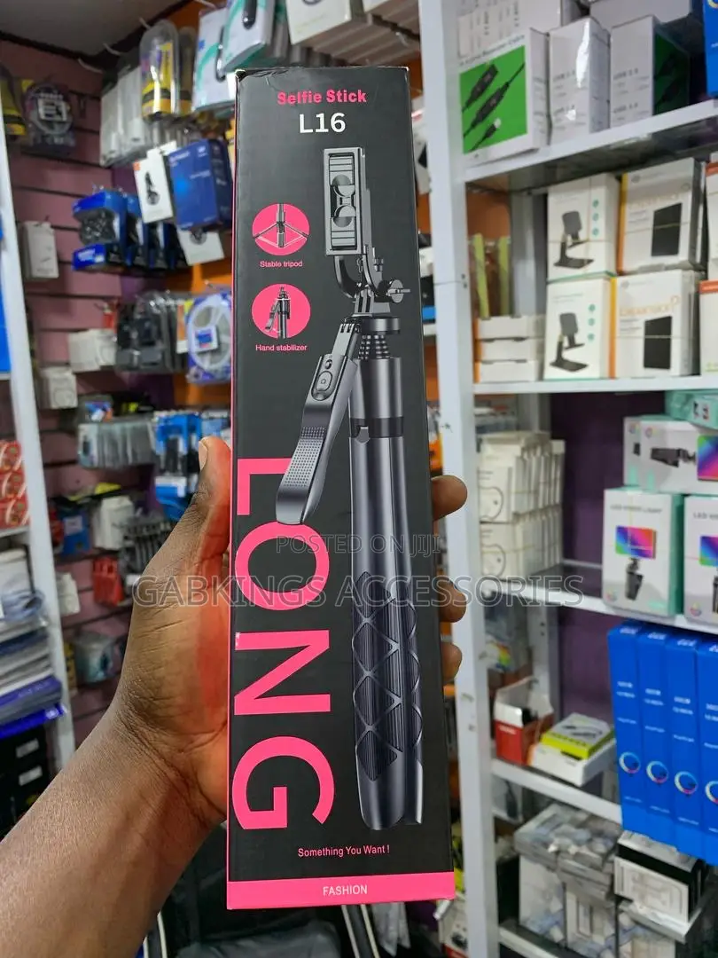 L16 Selfie Stick