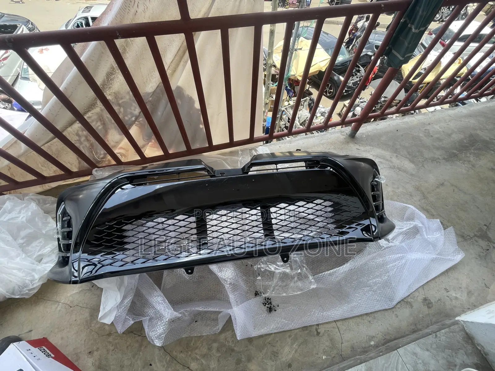 Toyota Corolla 2017,2018 Sport Front Bumper Complete