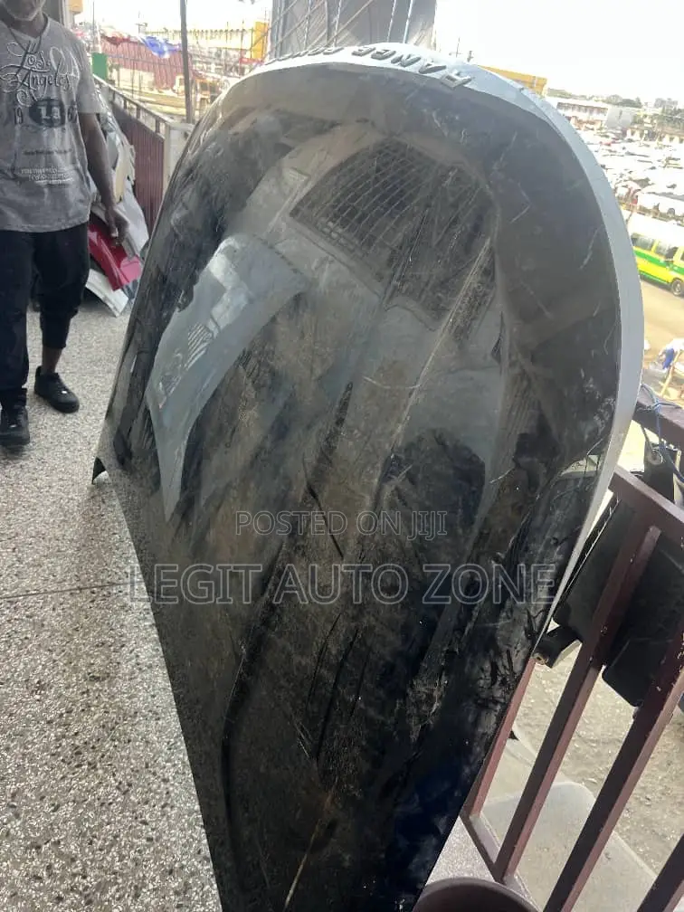 Range Rover Discovery Bonnet