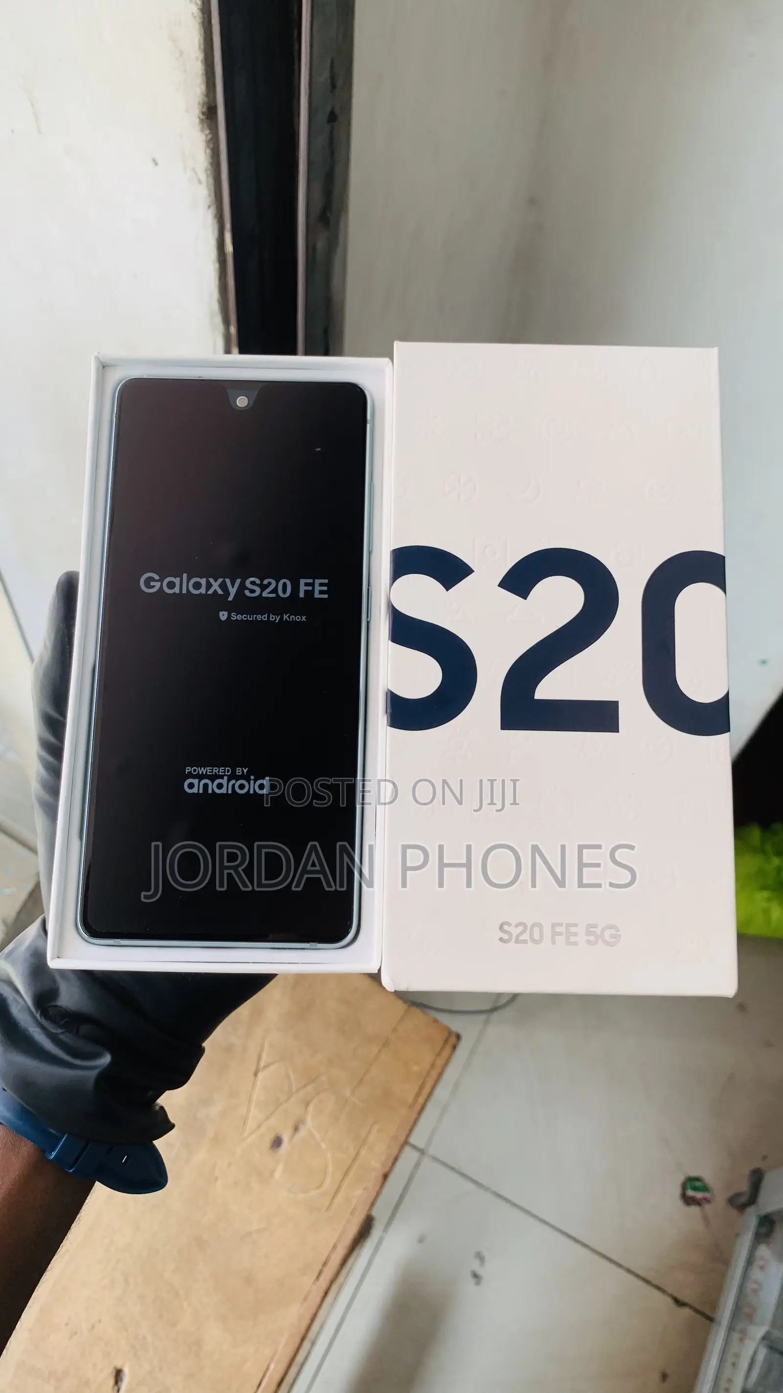 New Samsung Galaxy S20 FE 128 GB White