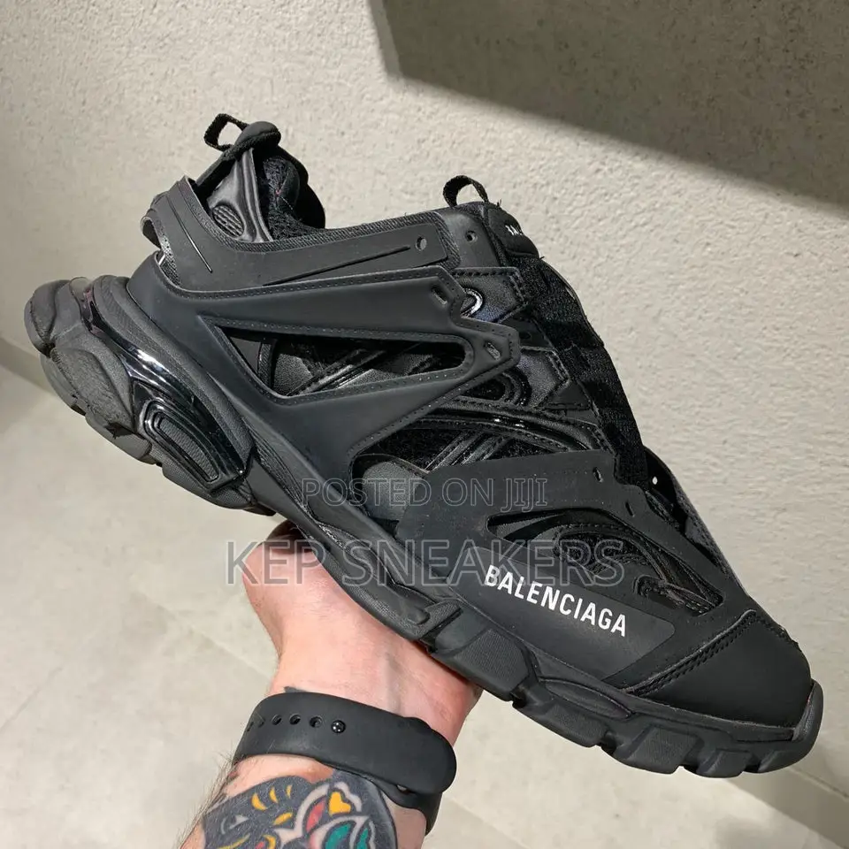 Balenciaga Track