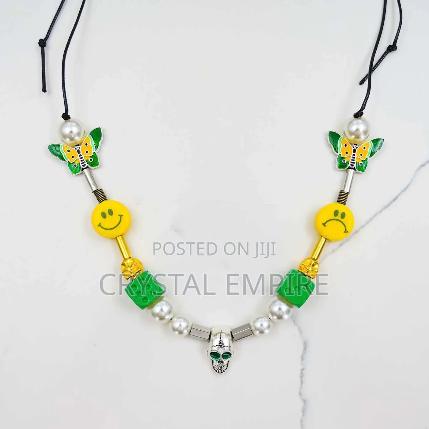 Emerald Beaded Pearl Necklace
