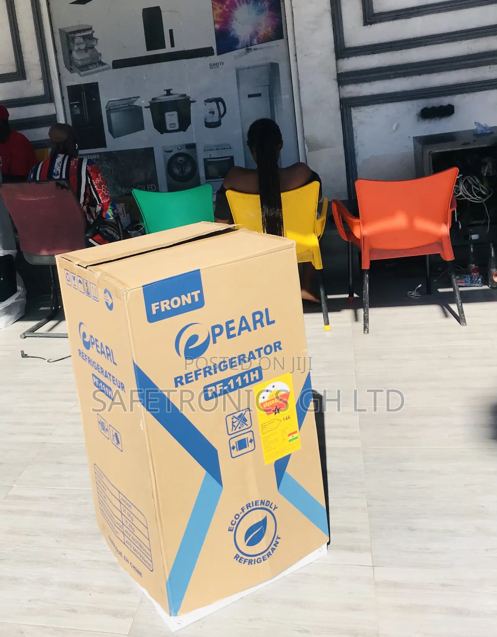 Authentic Grey Doubledoor Pearl 90l Top Freezer Fridge