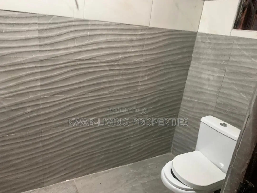 2bdrm Apartment in Haatso for rent