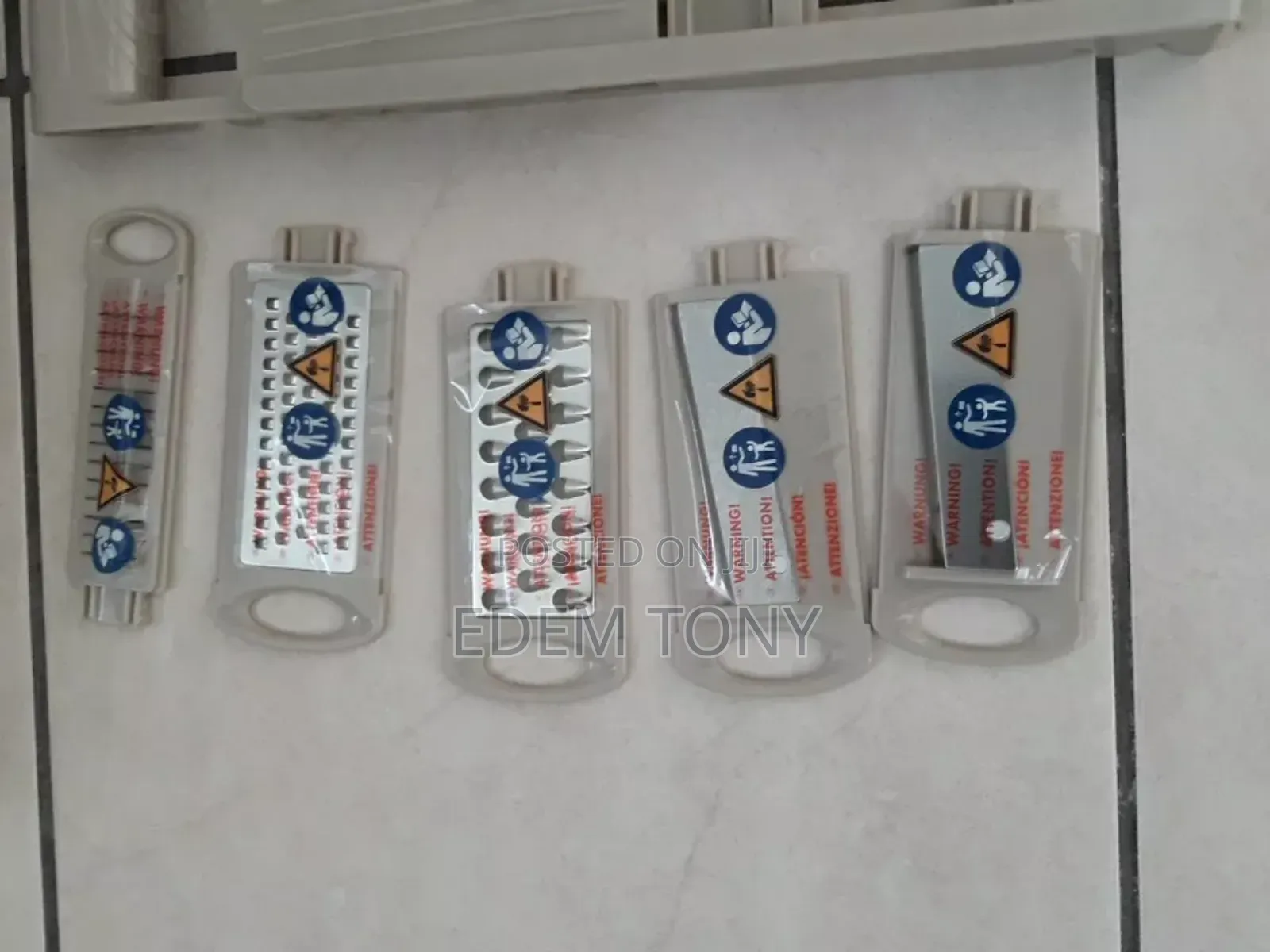 Esnesto Multi-Purpose Grater