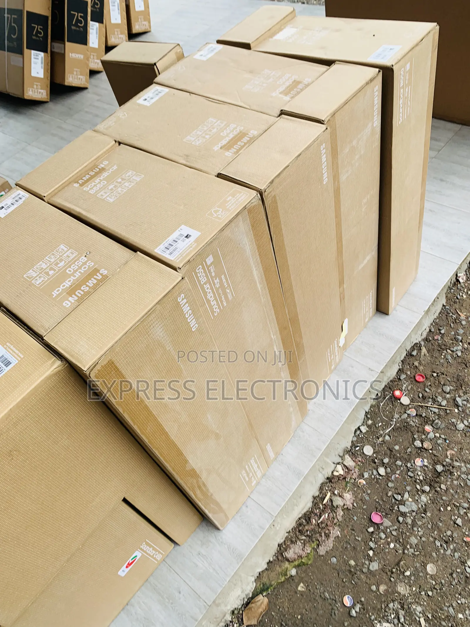 B550 410w Samsung Soundbar ____