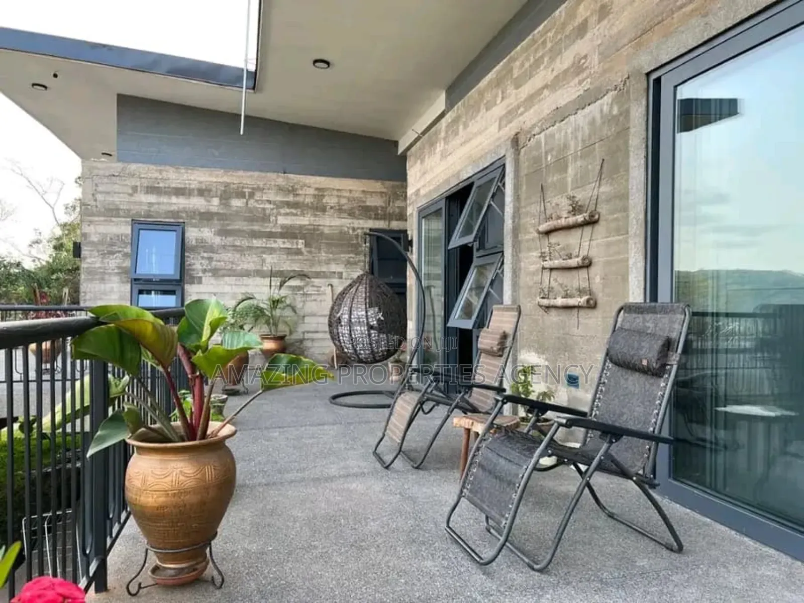 Furnished 5bdrm House in Aburi for sale