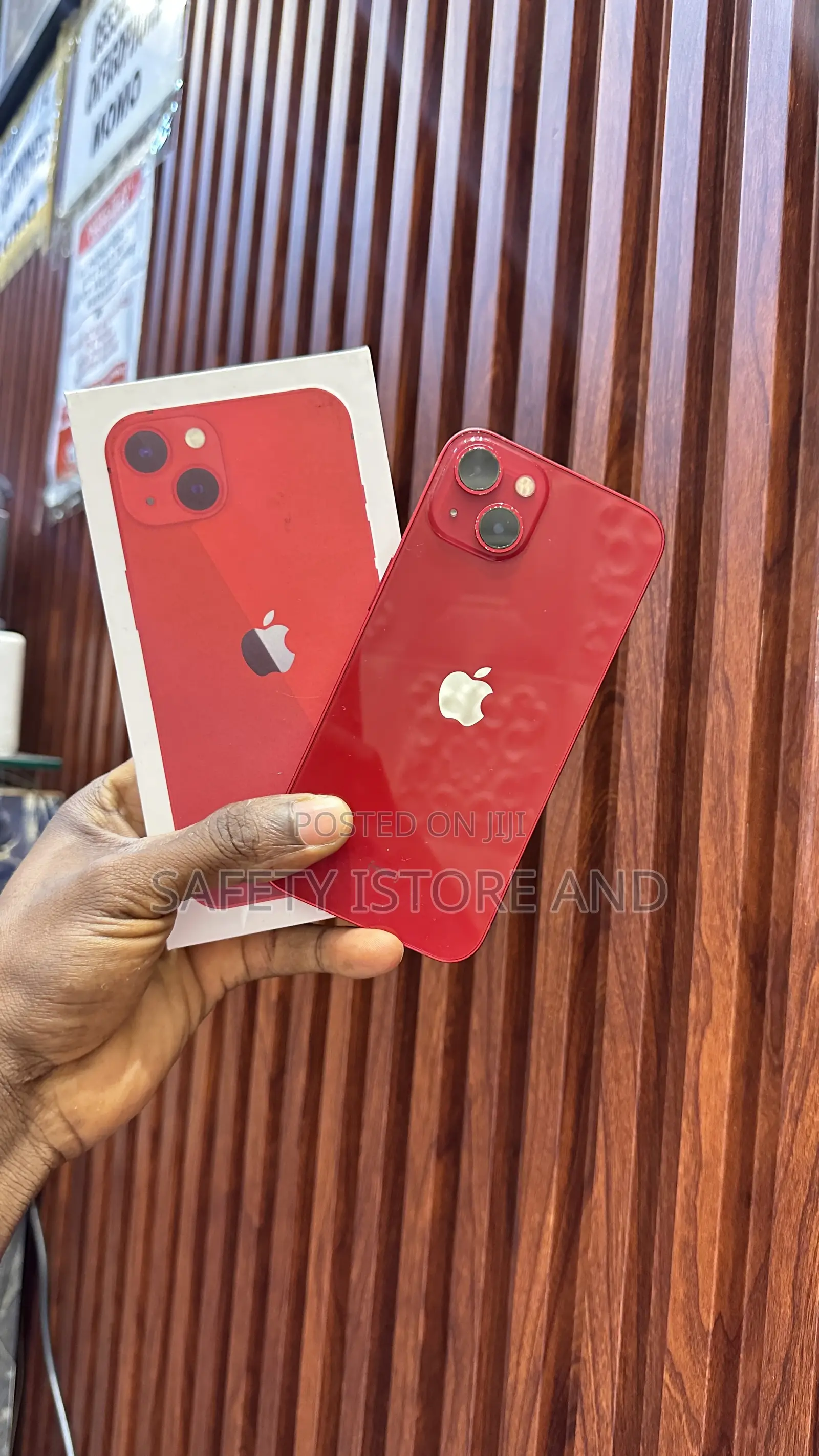New Apple iPhone 13 128 GB Red