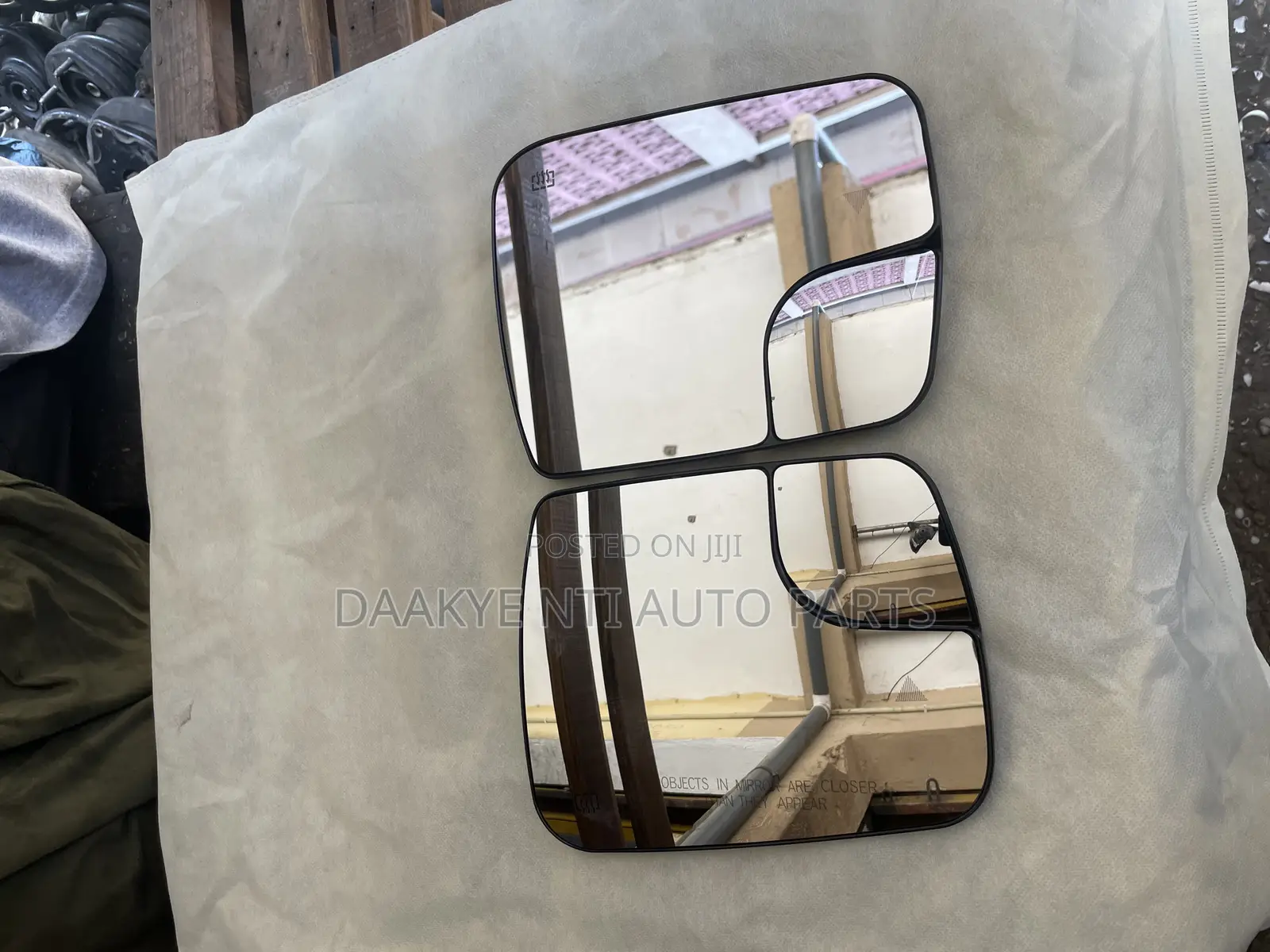 2020-2021-2022-2023-2024 Dodge Ram 1500 Side Mirror Glass