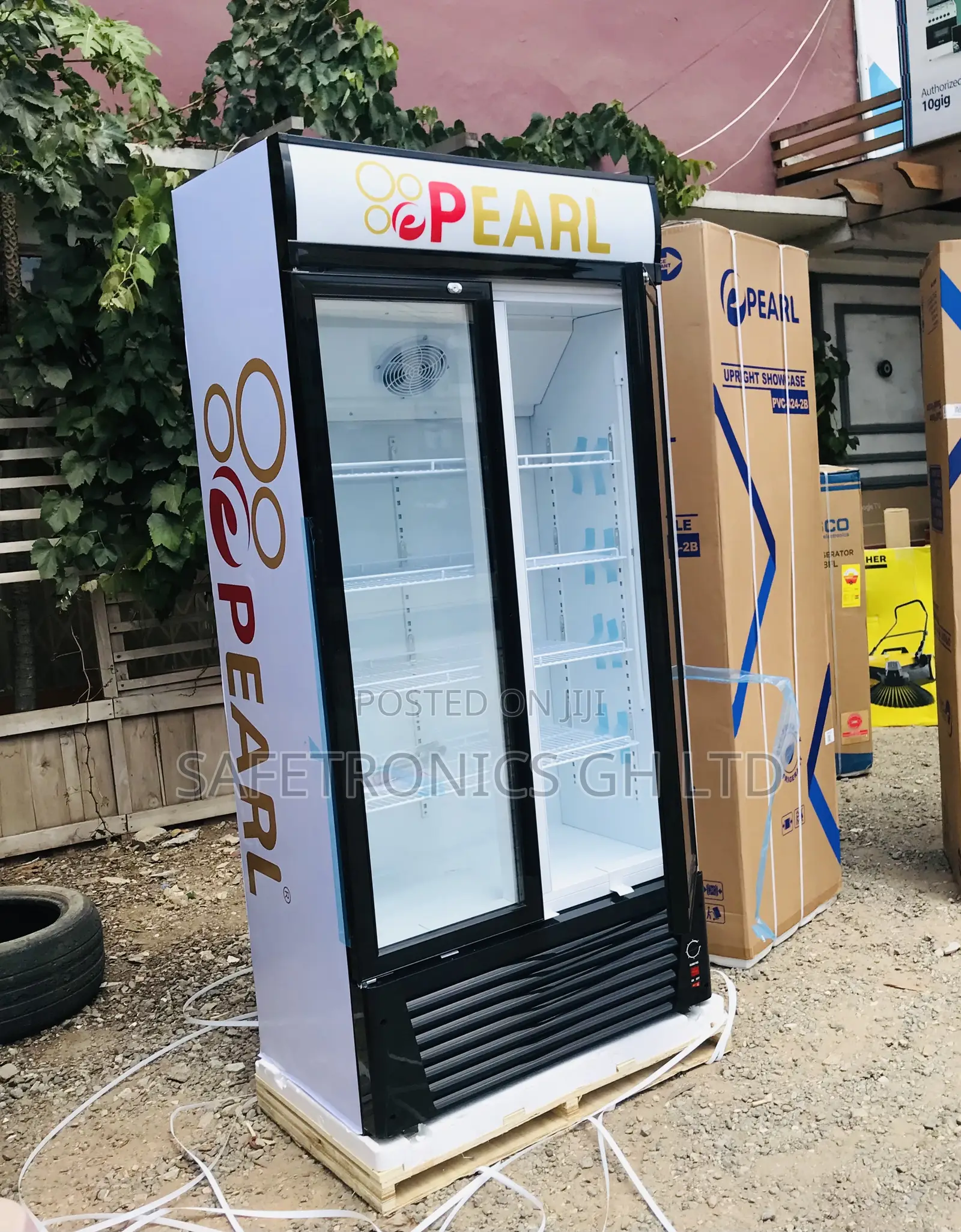 Fast Frosty Glass Pearl Doubledoor PVC-622 Display Fridge