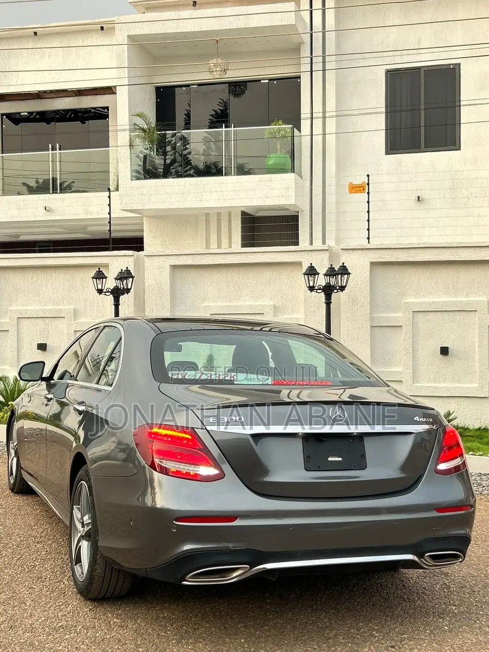 Mercedes-Benz E300 2017 Gray