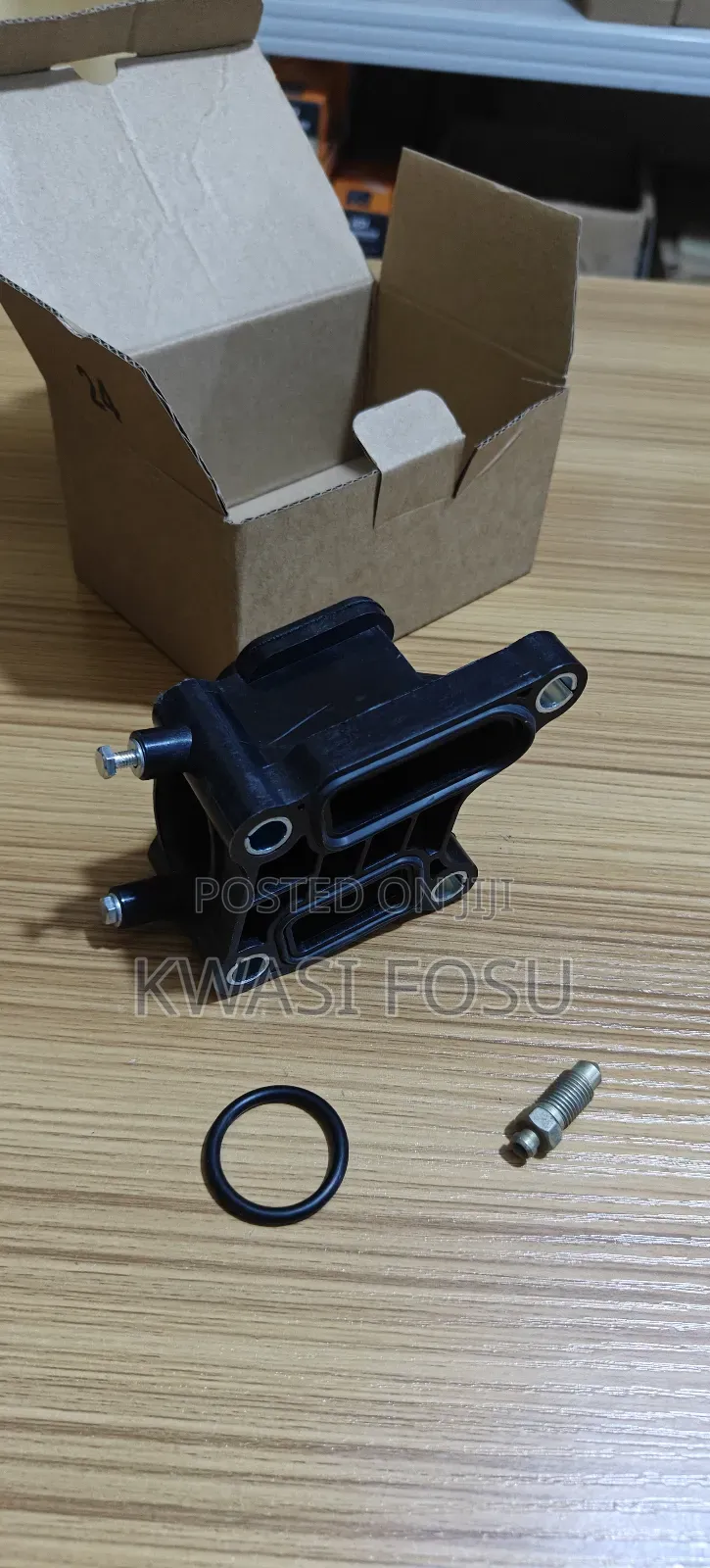 Thermostat Housing for Chrysler 300,Dodge,Charger, Magnum