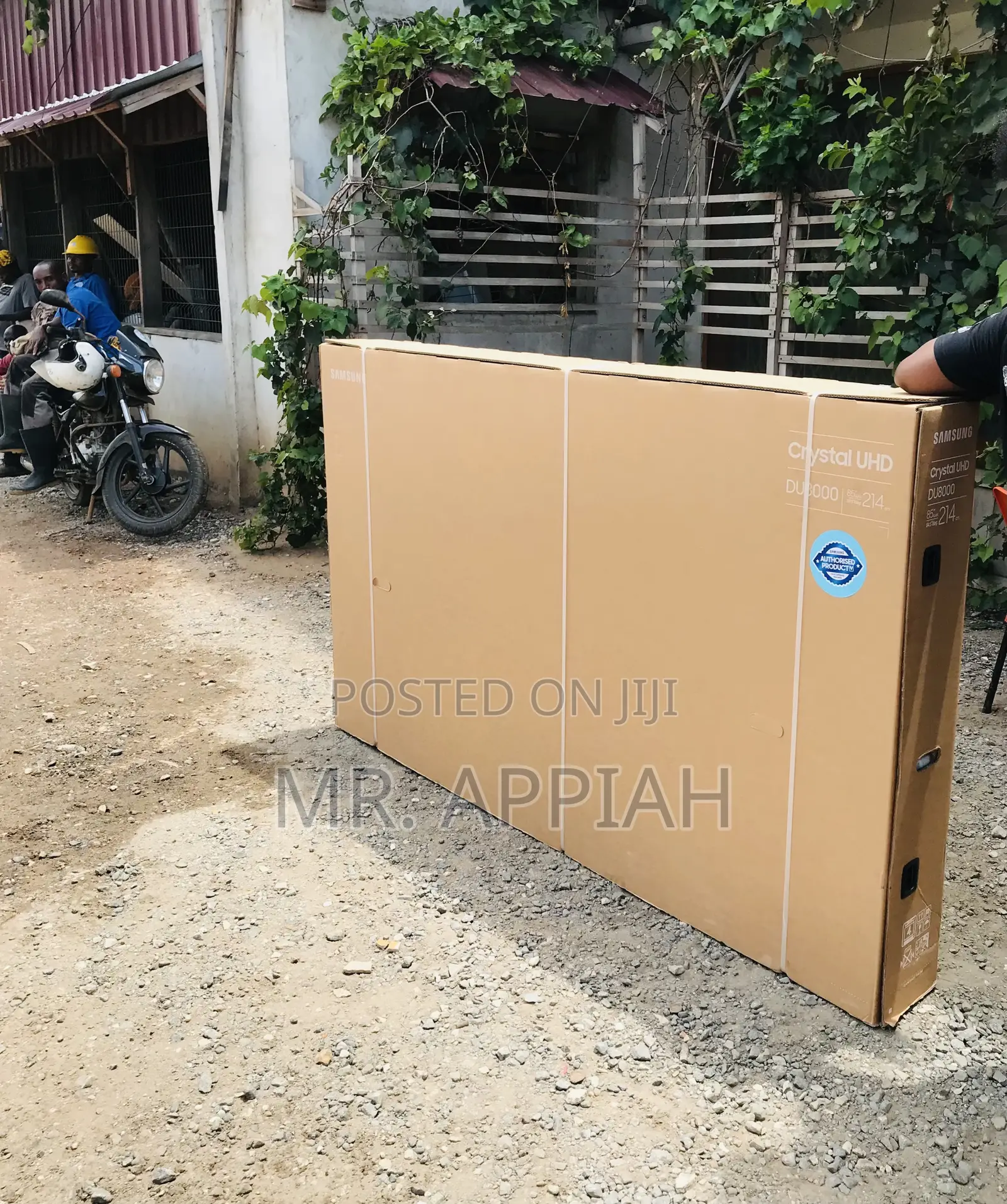 Original Samsung 85 Du7000 85” Crystal Uhd Smart Screen Tv.