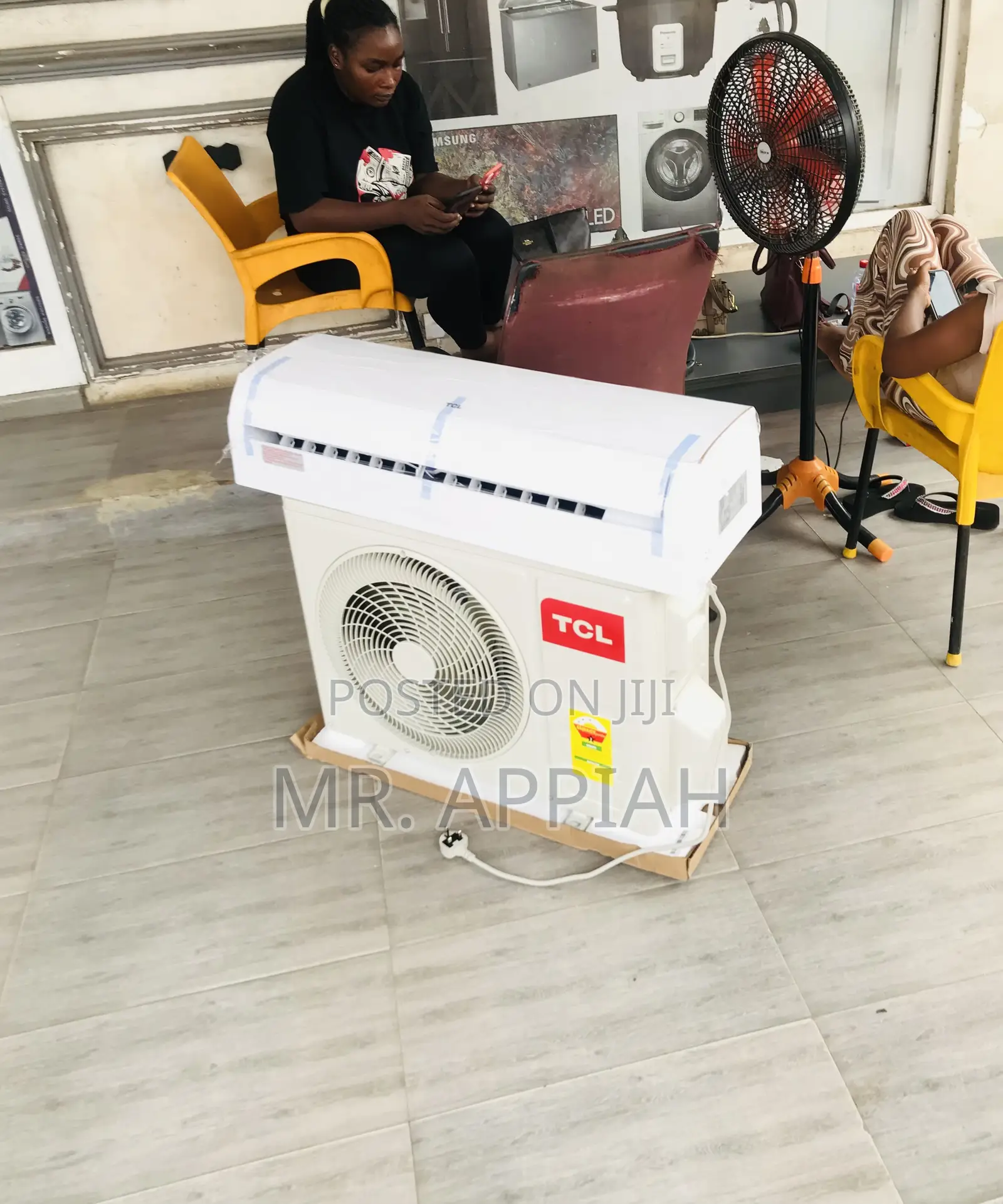 2 Star Efficient TCL 1.5hp Split Type Air Conditioner.