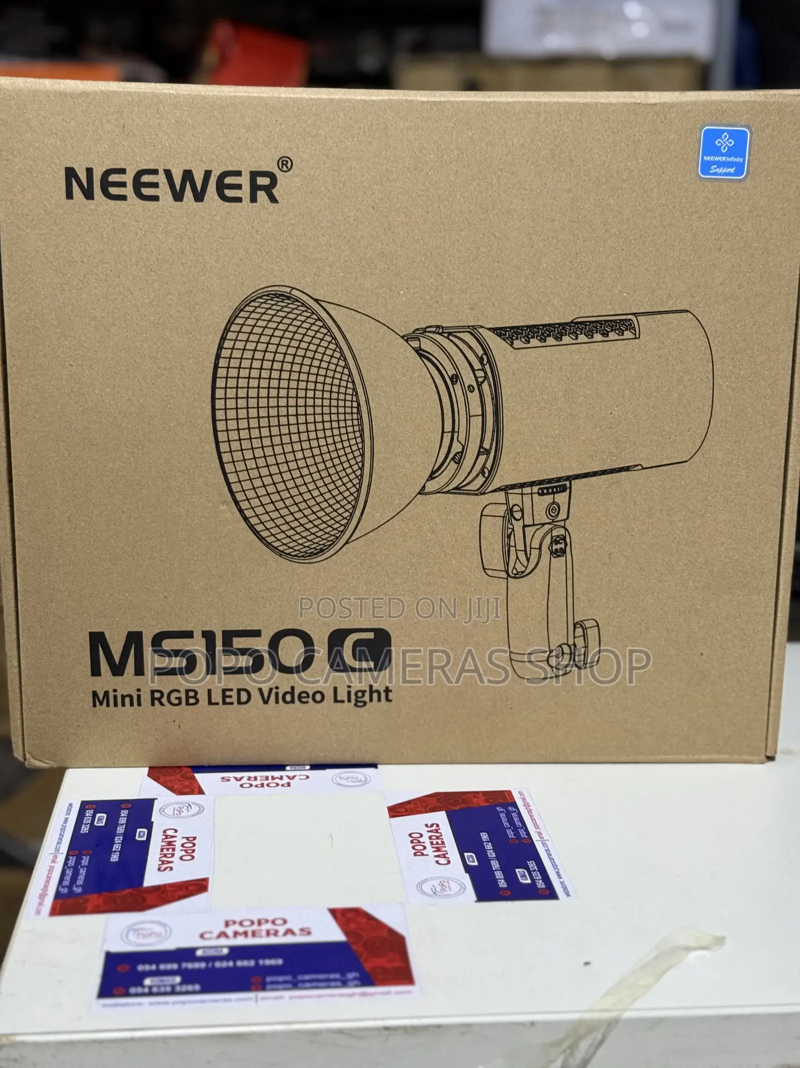 Neewer Ms150c RGBW Light