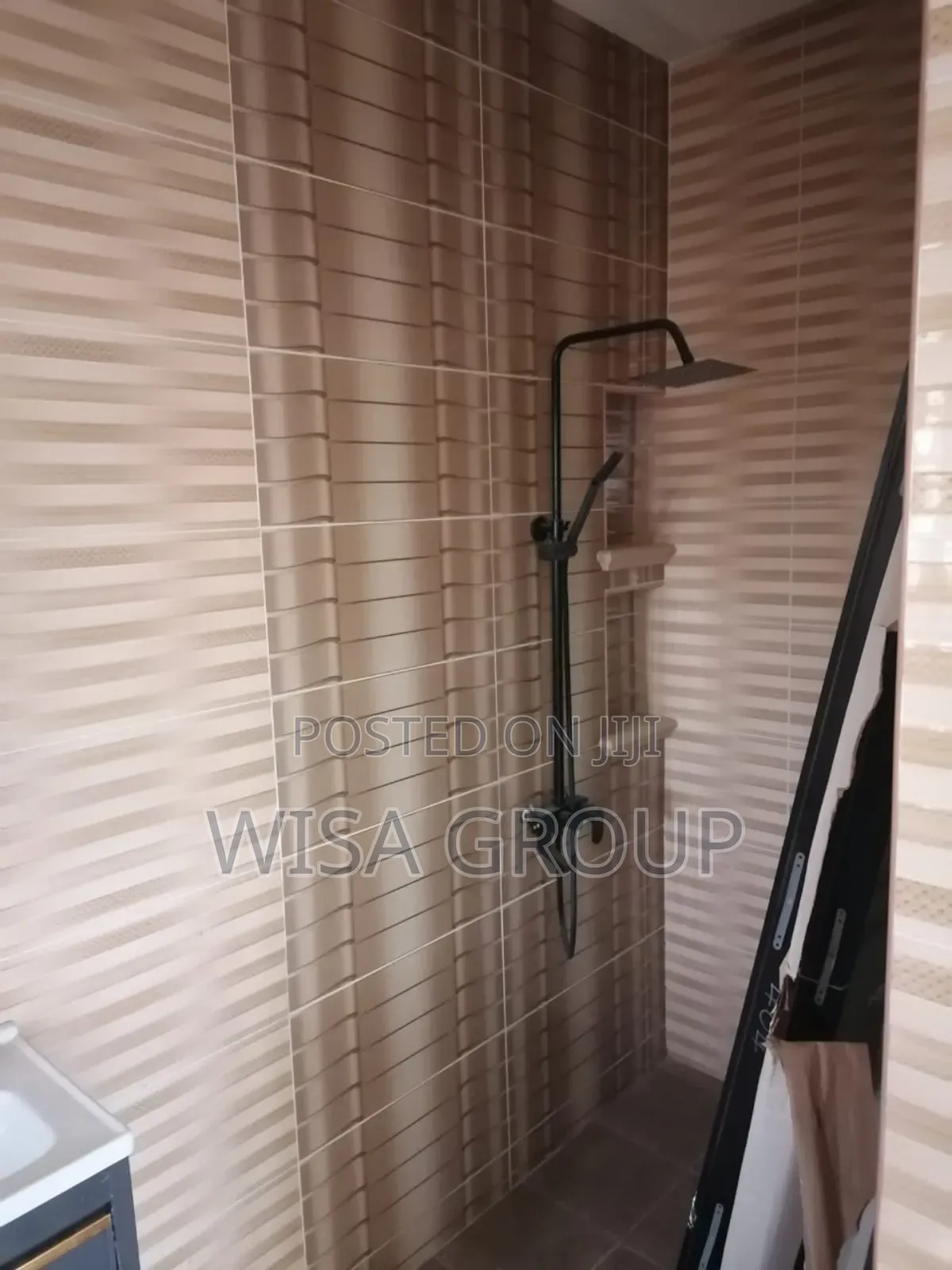 5bdrm Duplex in Wisa Group, Accra Metropolitan for rent