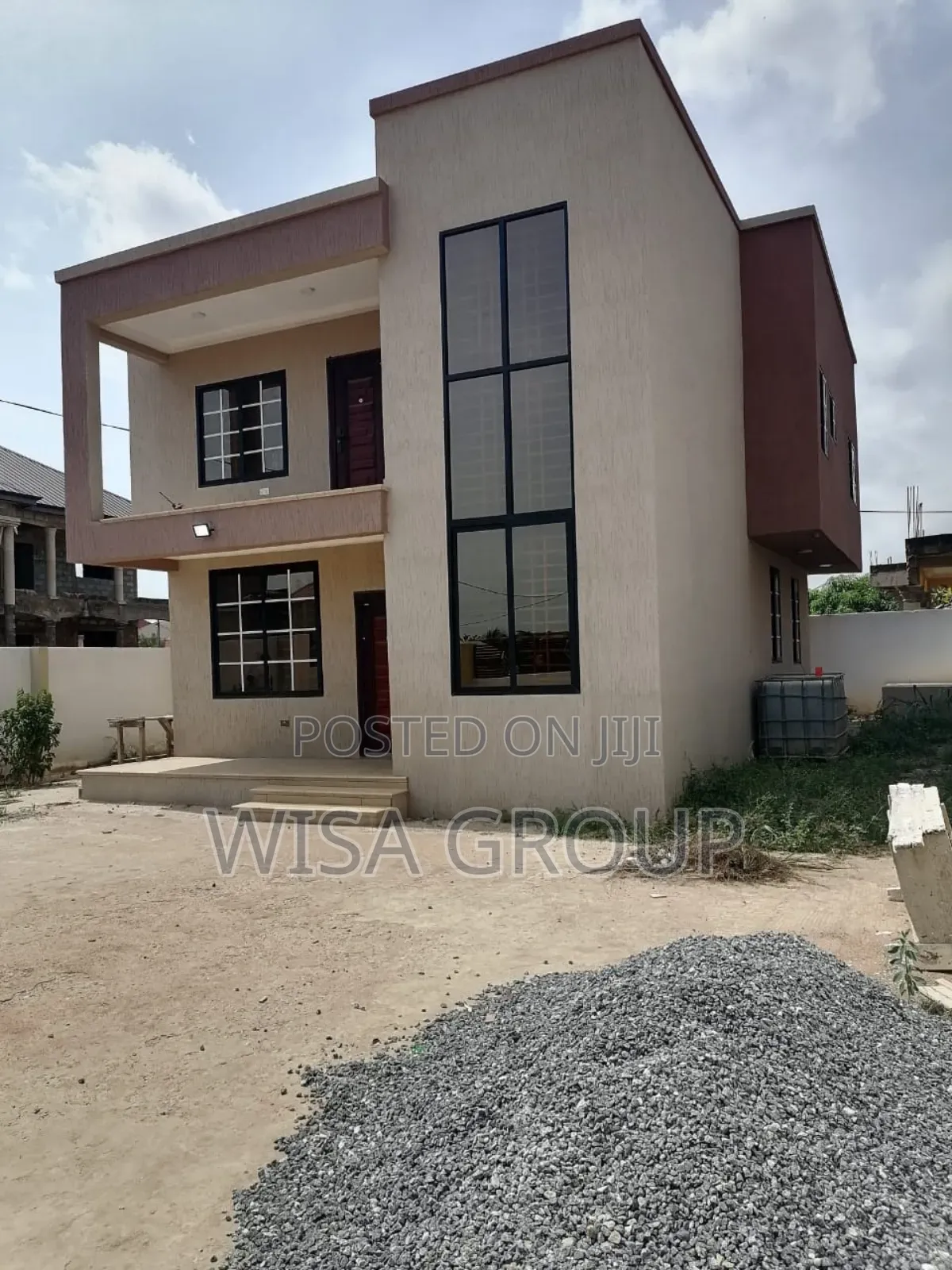 5bdrm Duplex in Wisa Group, Accra Metropolitan for rent