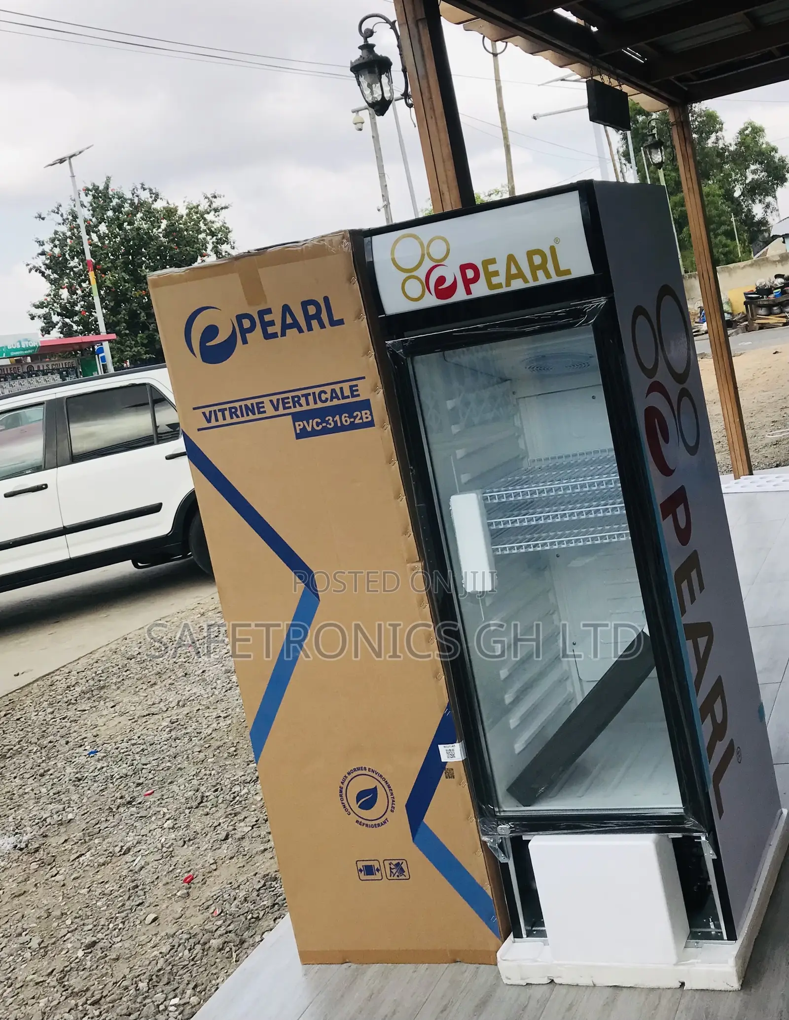 Reliable Yet Quality PVC-316 Singledoor Glass Pearl 300l