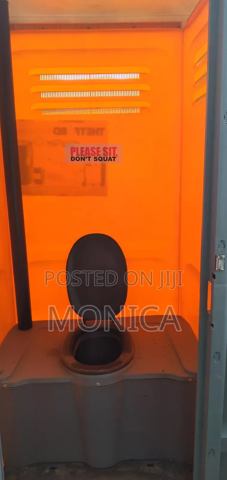 Flushable Mobile Toilets for Rentals