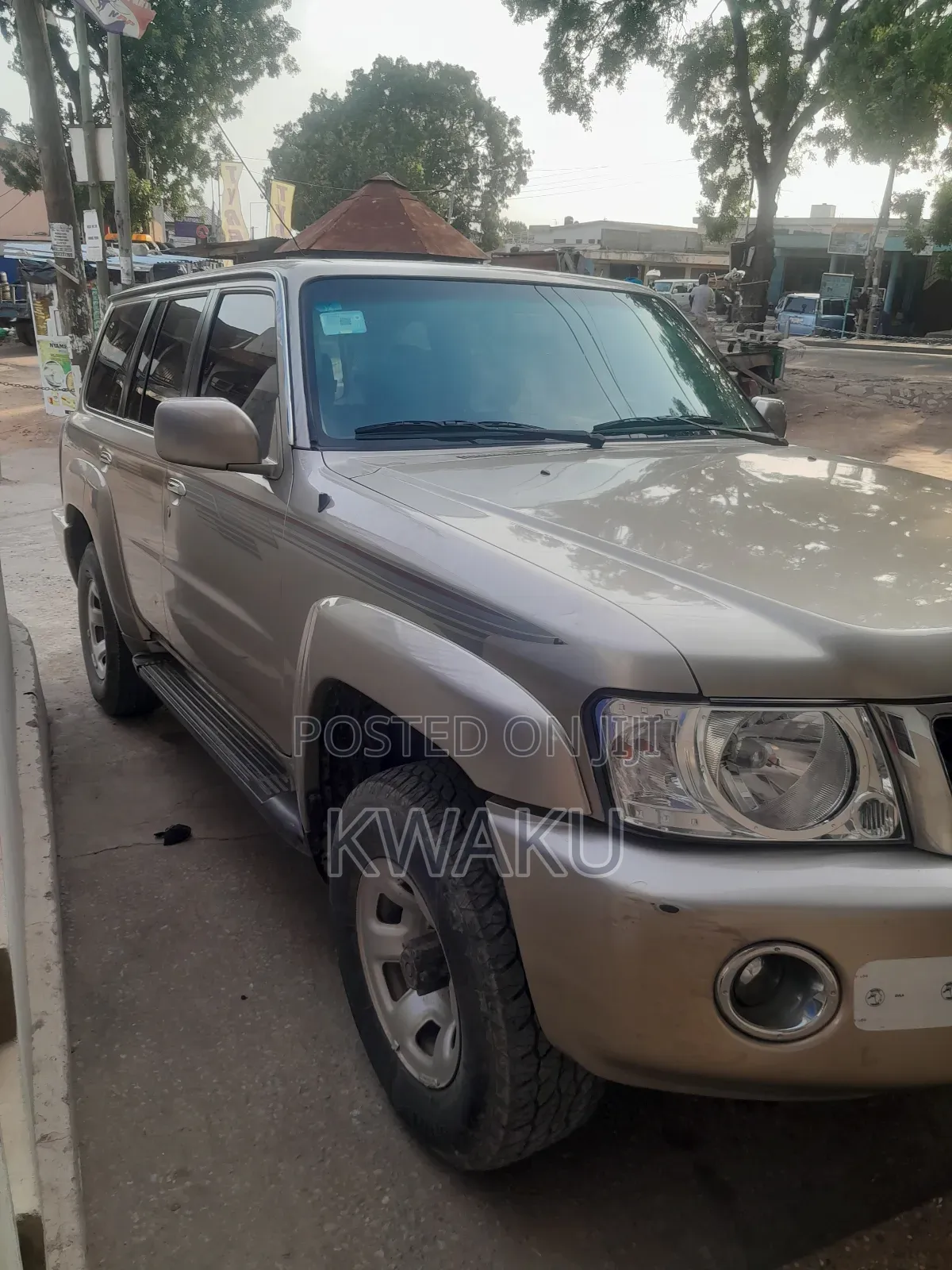 Nissan Patrol 2012