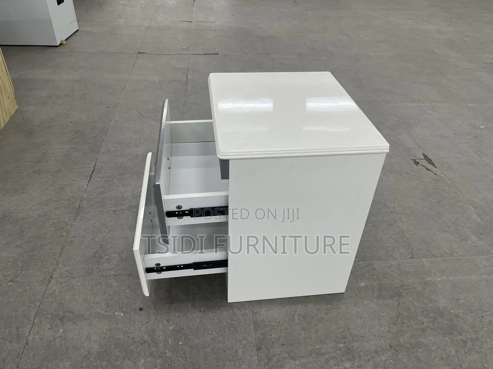 Quality Nightstand With Drawers