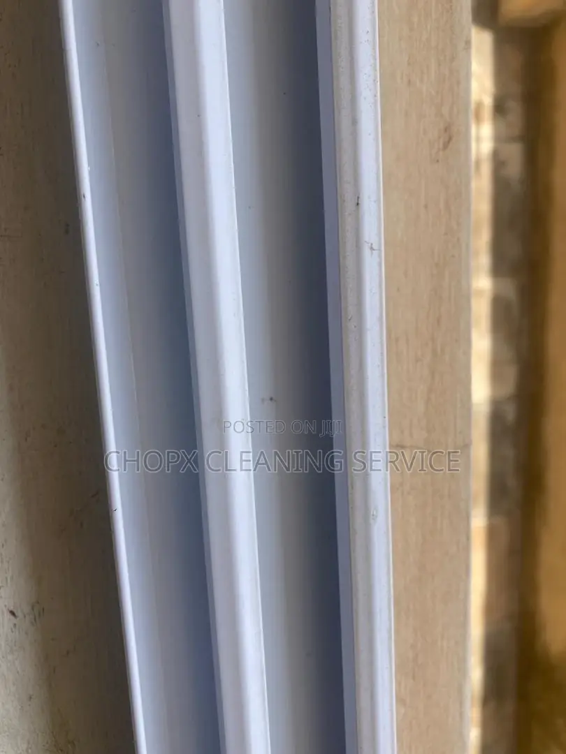 Window Cleaning-Crystal Clear Views, Every Time!