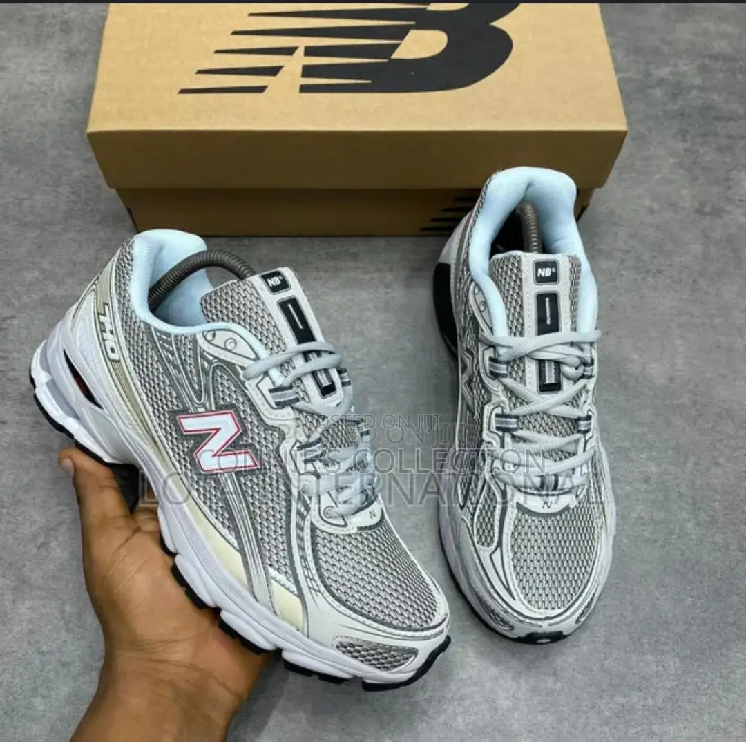 New Balance Nb740 Sneakers