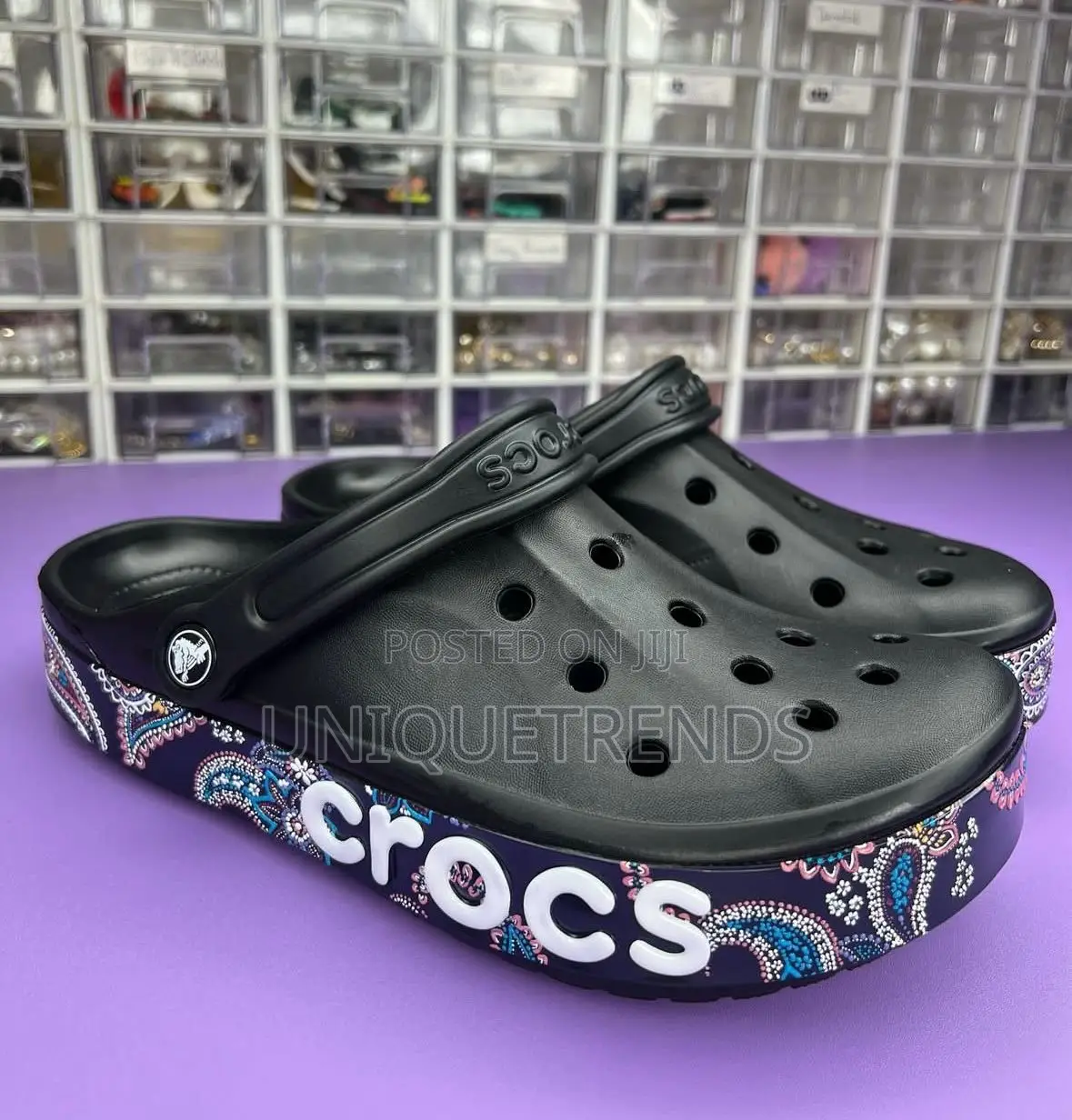 Black Unisex Bayaband Crocs