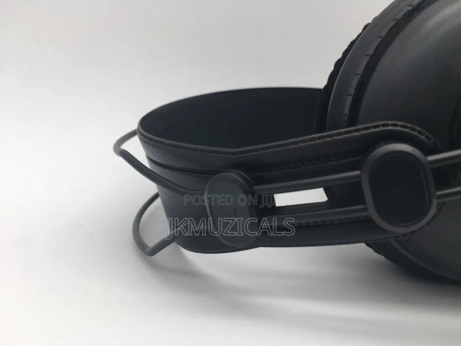 Samson Sr950_ Professional Studio Reference Headphones