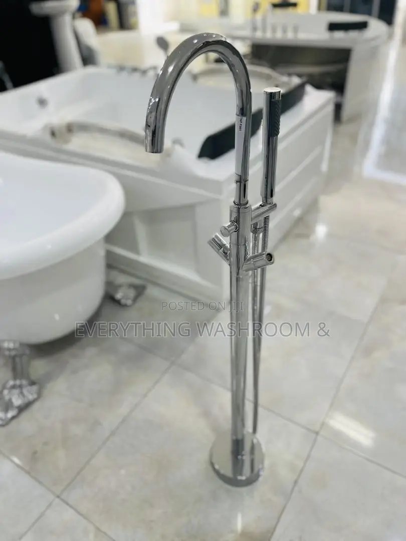 Queens Bathtub_jacuzzilike Bath_shower Bathtub_queen’S Bath