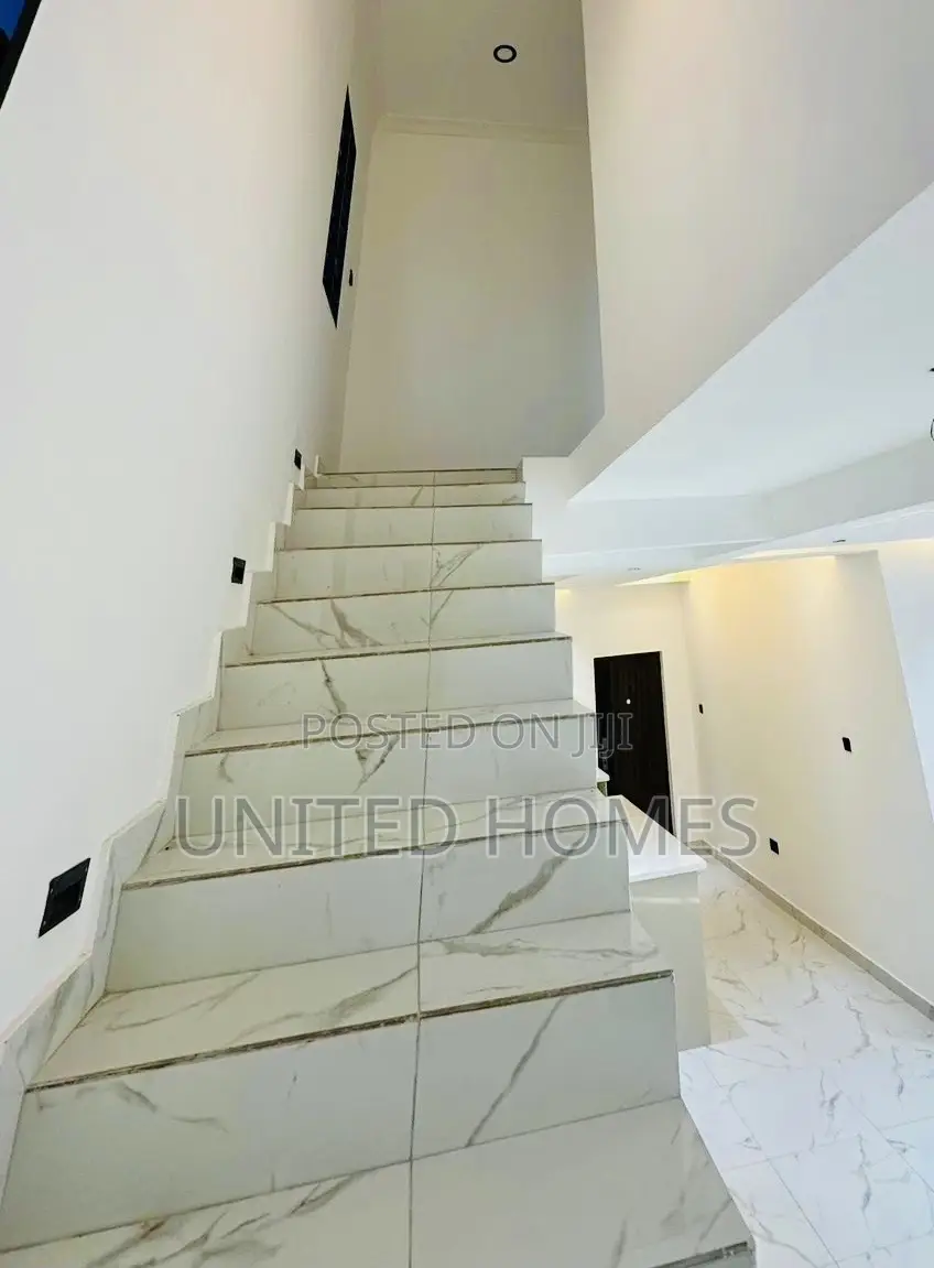 4bdrm House in East Legon for rent