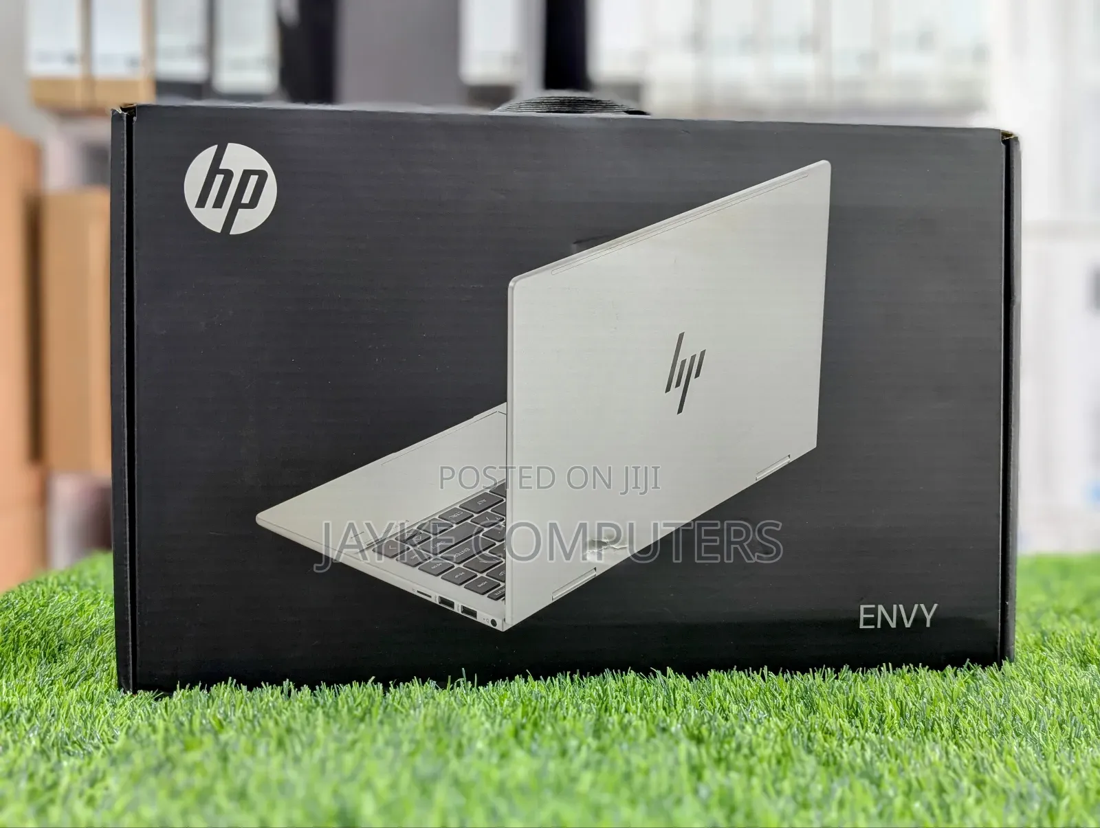 New Laptop HP Envy X360 13z 16GB Intel Core I7 SSD 512GB